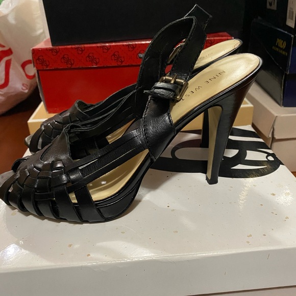 Nine West size 8 - Picture 1 of 2